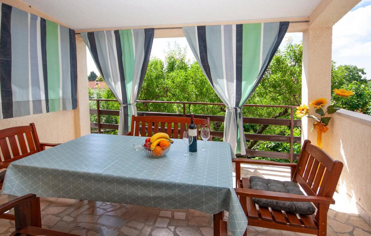 Guest House Ljubica Медулин Экстерьер фото