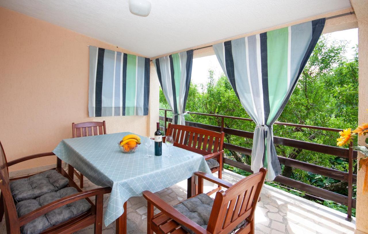 Guest House Ljubica Медулин Экстерьер фото
