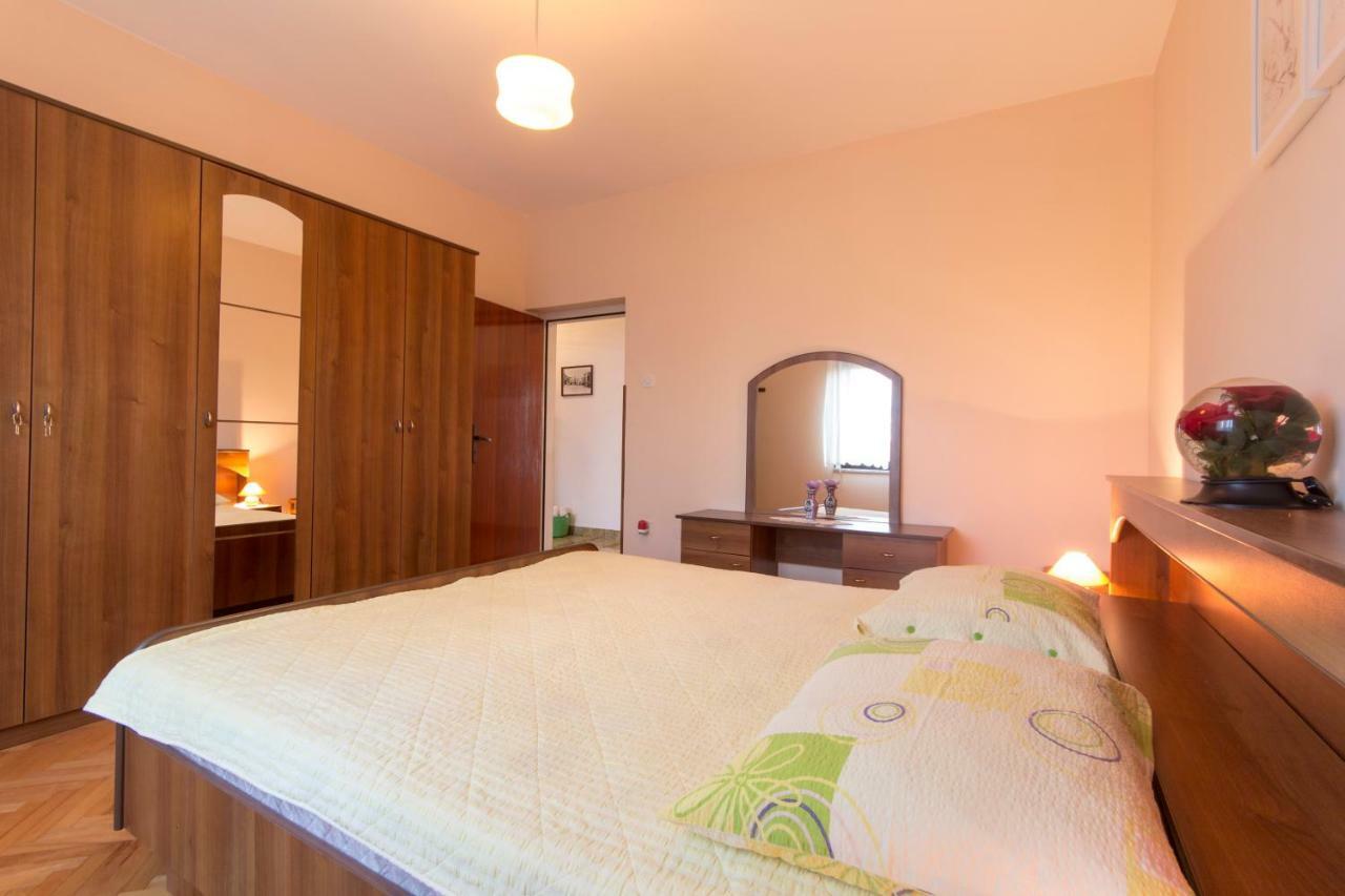 Guest House Ljubica Медулин Экстерьер фото